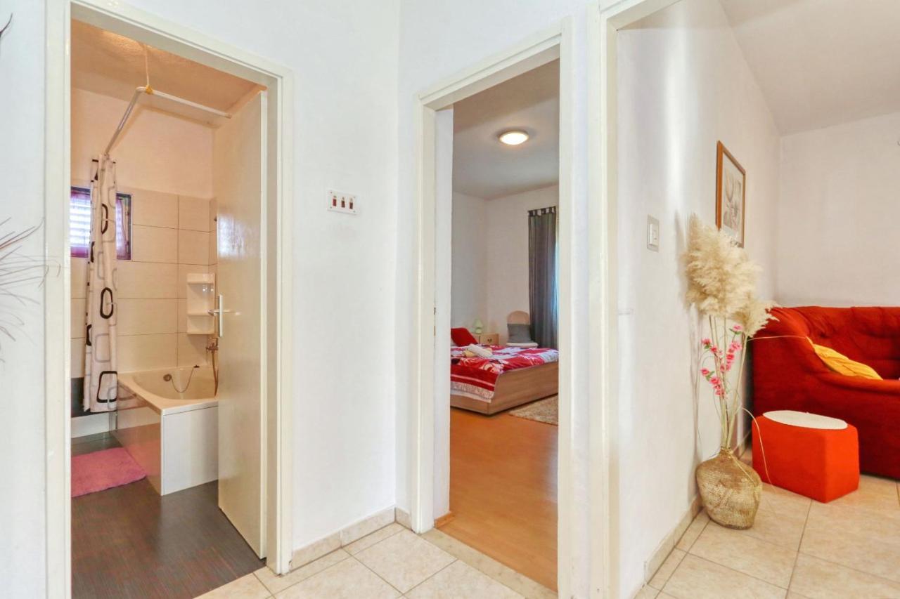 Apartment Nena Poljica  Buitenkant foto