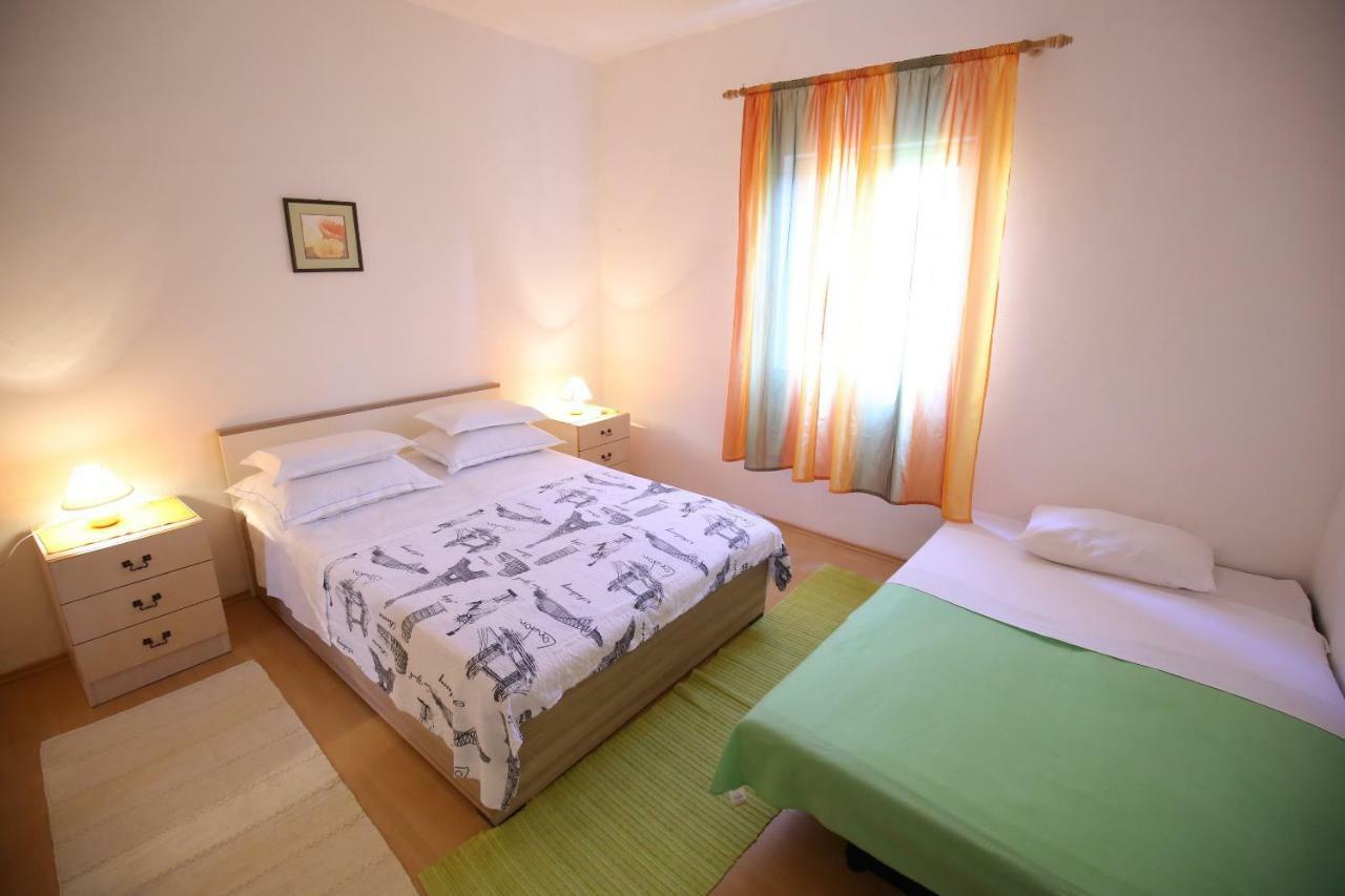 Apartment Nena Poljica  Buitenkant foto